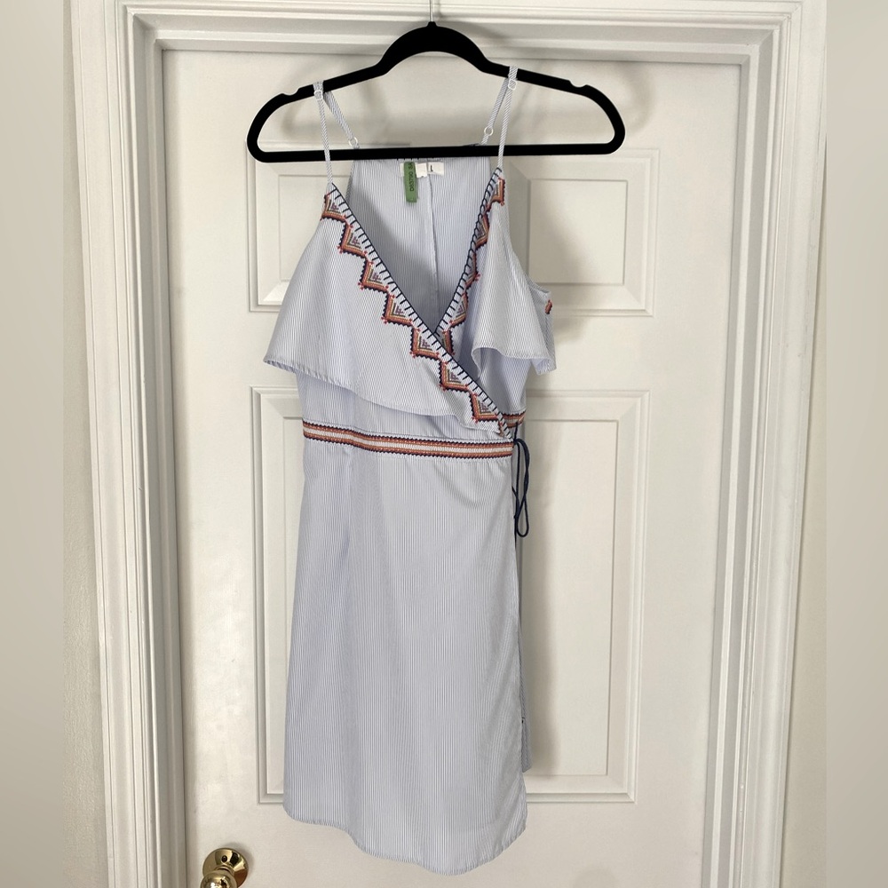Embroidered Wrap Dress THML